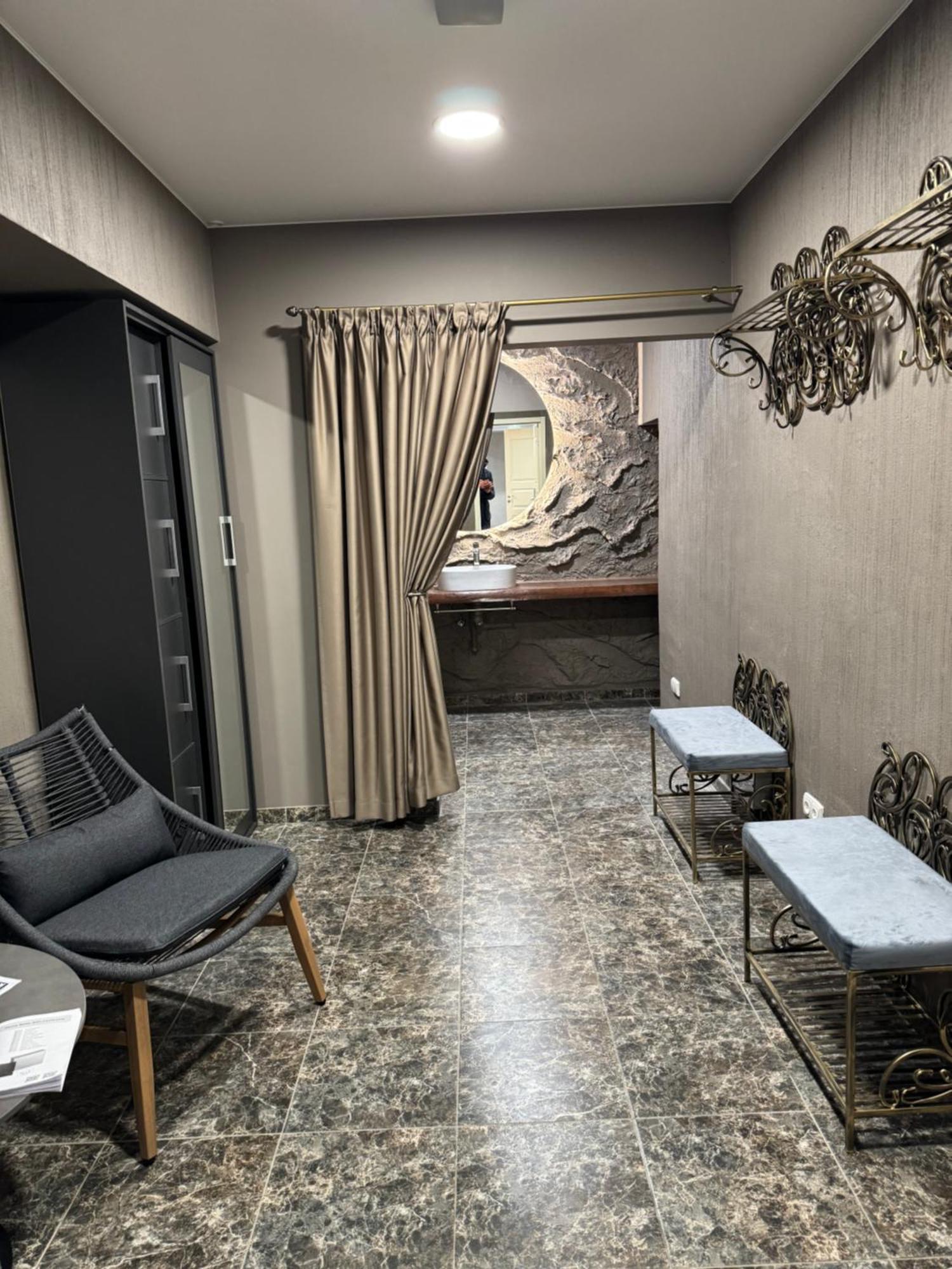 Dharma Stay Apartamentai Su Terasa Ir Vaizdu I Miesta Telšiai Exterior foto